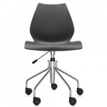 chaise roulettes maui kartell anthracite