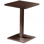 mange debout round emu marron