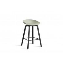 Tabouret AAS32 LOW de Hay, H.64, Pieds en chêne noir, Repose-pieds noir, Pastel green 2.0