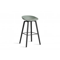 Tabouret AAS32 HIGH de Hay H.74, Pieds en chêne noir, Repose-pieds noir, Fall green 2.0