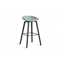 Tabouret AAS32 HIGH de Hay H.74, Pieds en chêne noir, Repose-pieds noir, Dusty blue 2.0
