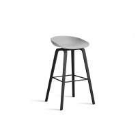Tabouret AAS32 HIGH de Hay, H.74, Pieds en chêne noir, Repose-pieds noir, Concrete grey 2.0