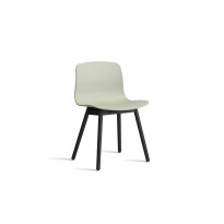 Chaise AAC12 de Hay, Piétement en chêne teinté noir, Pastel green 2.0