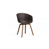 Fauteuil AAC 22, Piétement noyer vernis naturel de Hay, Raisin 2.0