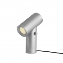LAMPE A POSER BEAM Aluminium de MUUTO