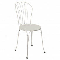 CHAISE OPÉRA +, gris argile de FERMOB