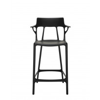Tabouret haut avec dossier A.I STOOL de Kartell, 2 tailles, 3 coloris