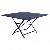 Table pliante CARGO de Fermob, 128 x 128 cm, 16 coloris