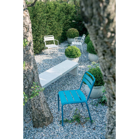 chaise star emu fer ancien