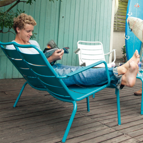 fauteuil bas luxembourg fermob gris orage