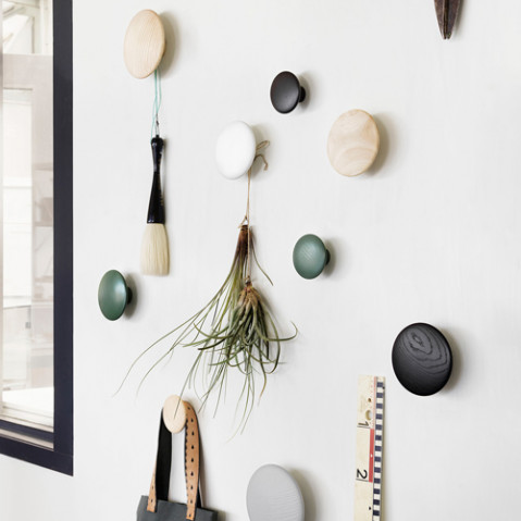 patere the dots l muuto dusty green
