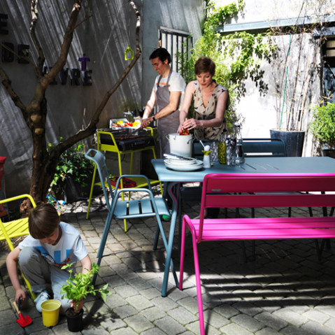 table monceau fermob gris orage