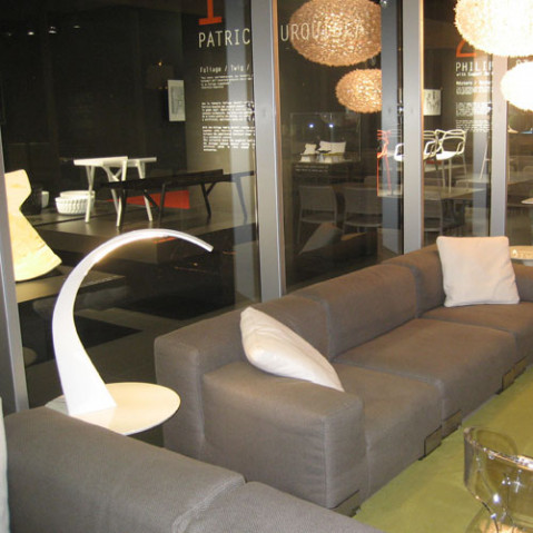 taj kartelle lampe à poser design blanc